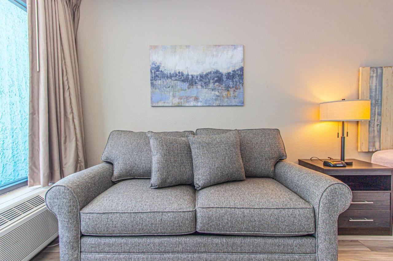 Landmark Resort King Suite Unit 710 Beautifully Updated Sleeps 4 Myrtle Beach Oda fotoğraf